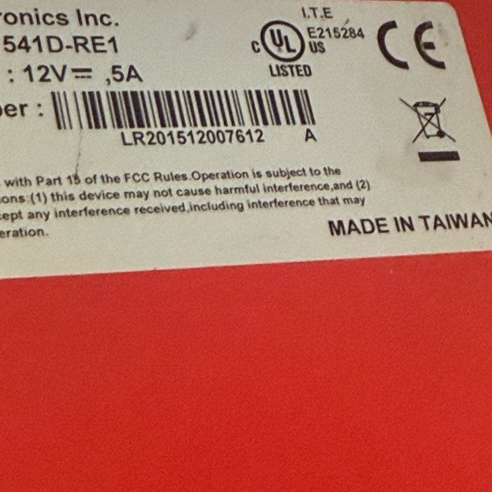 Red Wired Router - Picture 9 of 9